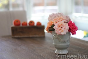 flowers-farm-style-table-setting